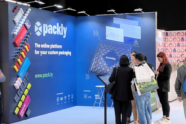 Lo stand di Packly